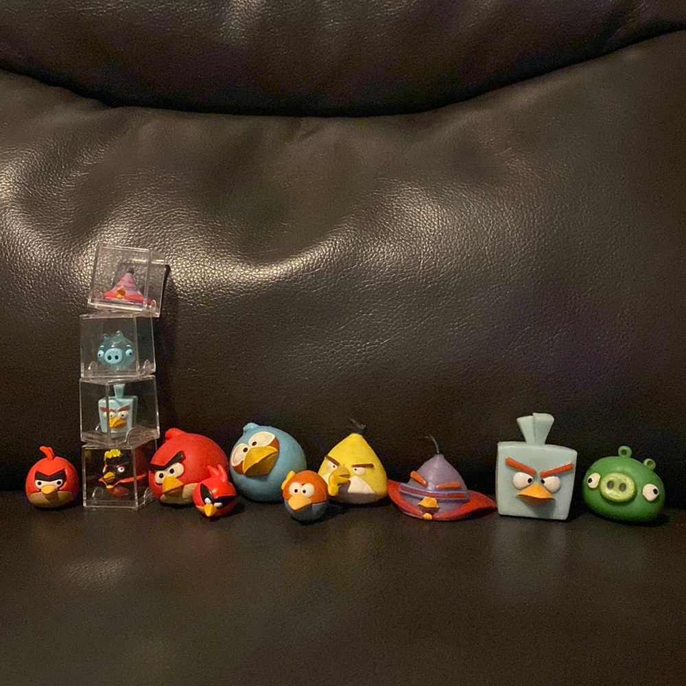 Assorted Angry Birds Mashems, Squishy Toys, an Erasers